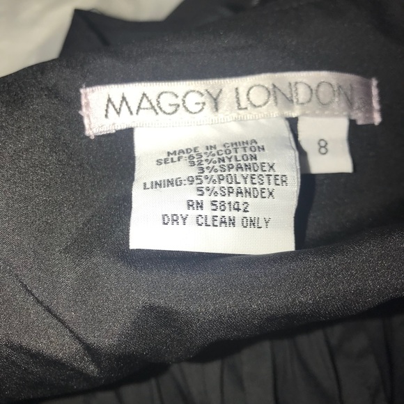 Maggy London Black Ruffle Dress Size 8 NWT - Picture 4 of 4